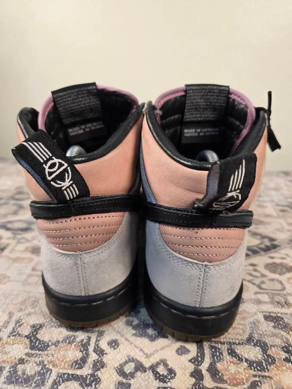 KCDC Brooklyn Skateshop Nike Dunk SB High 20th Anniversary Pink Men's Size 8.5